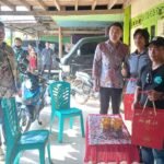 Apresiasi Kinerja Karyawan, Pimpinan PT GNI Silaturahmi dan Berikan Bingkisan