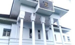 Jelang Pilkada, Kepala Kejari Palopo Agus Riyanto Diganti 