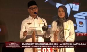 Debat Pilwalkot Palopo 2024, Rahmat-Andi Tenri Paparkan Visi Palopo Maju Kreatif dan Layak Huni Tahun 2030