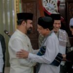 Bupati Aceh Timur Salat Idul Adha di Masjid Agung Darussalihin, Ribuan Jamaah Padati Kota Idi
