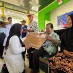 Wabup Puspawati Kembali Sapa Ratusan Lansia di Tomoni dan Tomoni Timur