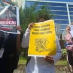 Aksi Solidaritas di Makassar: Negara Gugat Pers, Demokrasi di Ujung Tanduk