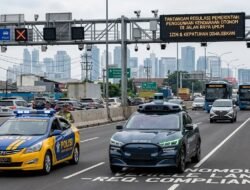 Tantangan Regulasi Pemerintah Terhadap Penggunaan Teknologi Kendaraan Otonom Di Jalan Raya Umum